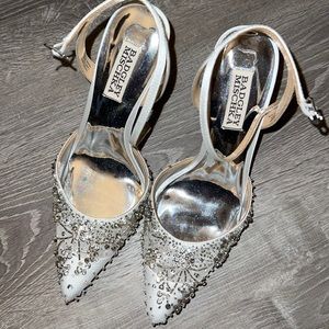 Badgley Mischka bridal roe bump